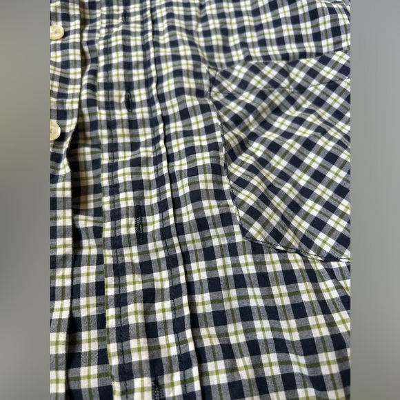 Carhartt button down - Picture 2 of 4